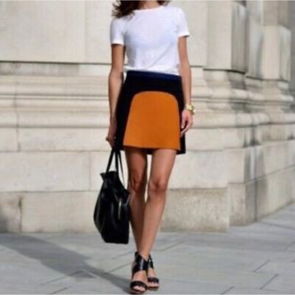 NWOT Zara color block mini skirt with size zipper